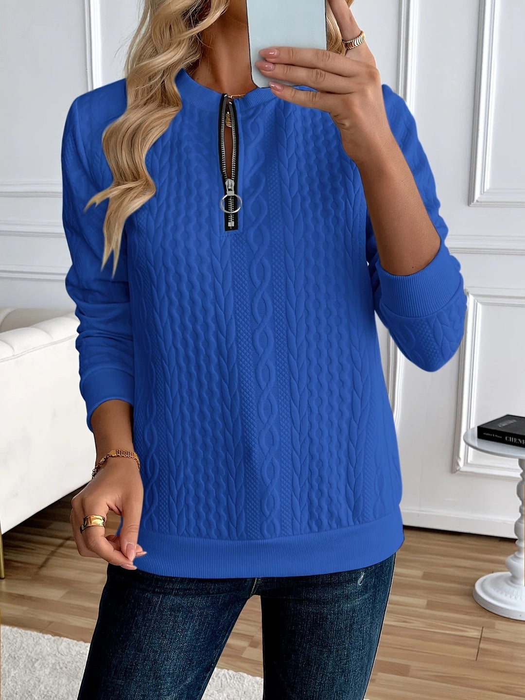 Angelica Zipper Sweatshirt – Stylish & Comfy