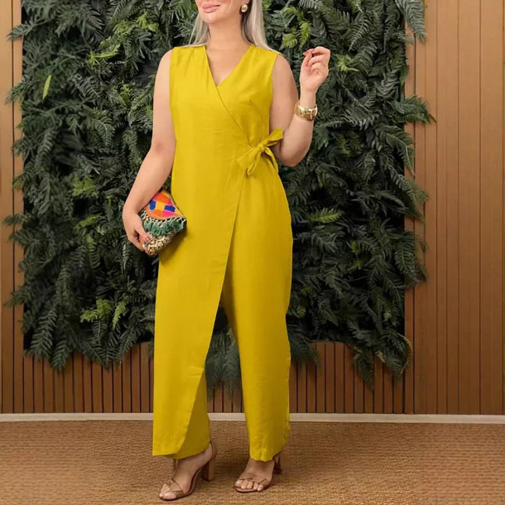 EMILY | STYLISH JUMPSUIT FOR EFFORTLESS CLASS